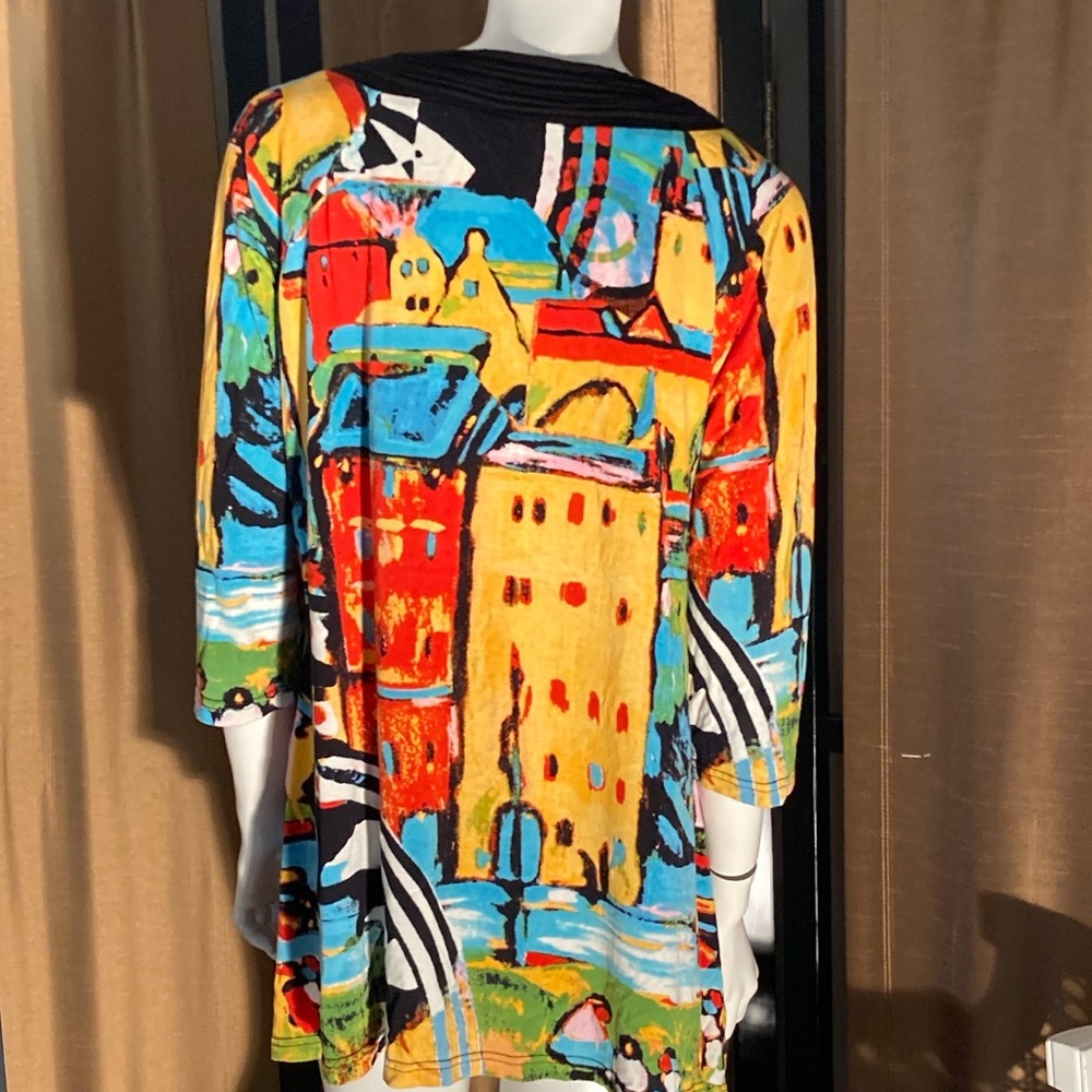 Colorful Abstract Tunic Top - Picture 5 of 5